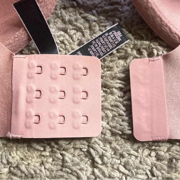 Victoria's Secret Bra-SZ 38DDD - Picture 4 of 13